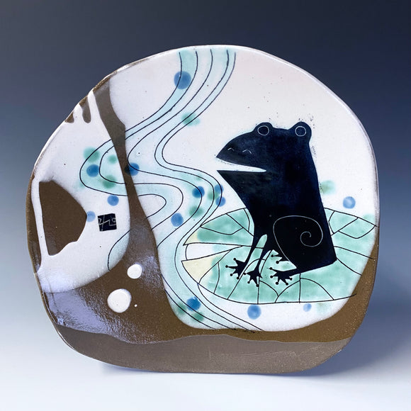 Frog on the Lotus Leaf Plate