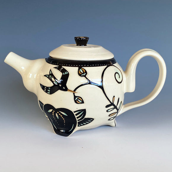 Karakusa Teapot